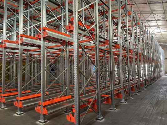 ระบบเก็บและเรียกคืนอัตโนมัติระบบเรคเกอร์ ASRS ที่สมาร์ทสําหรับโกดัง